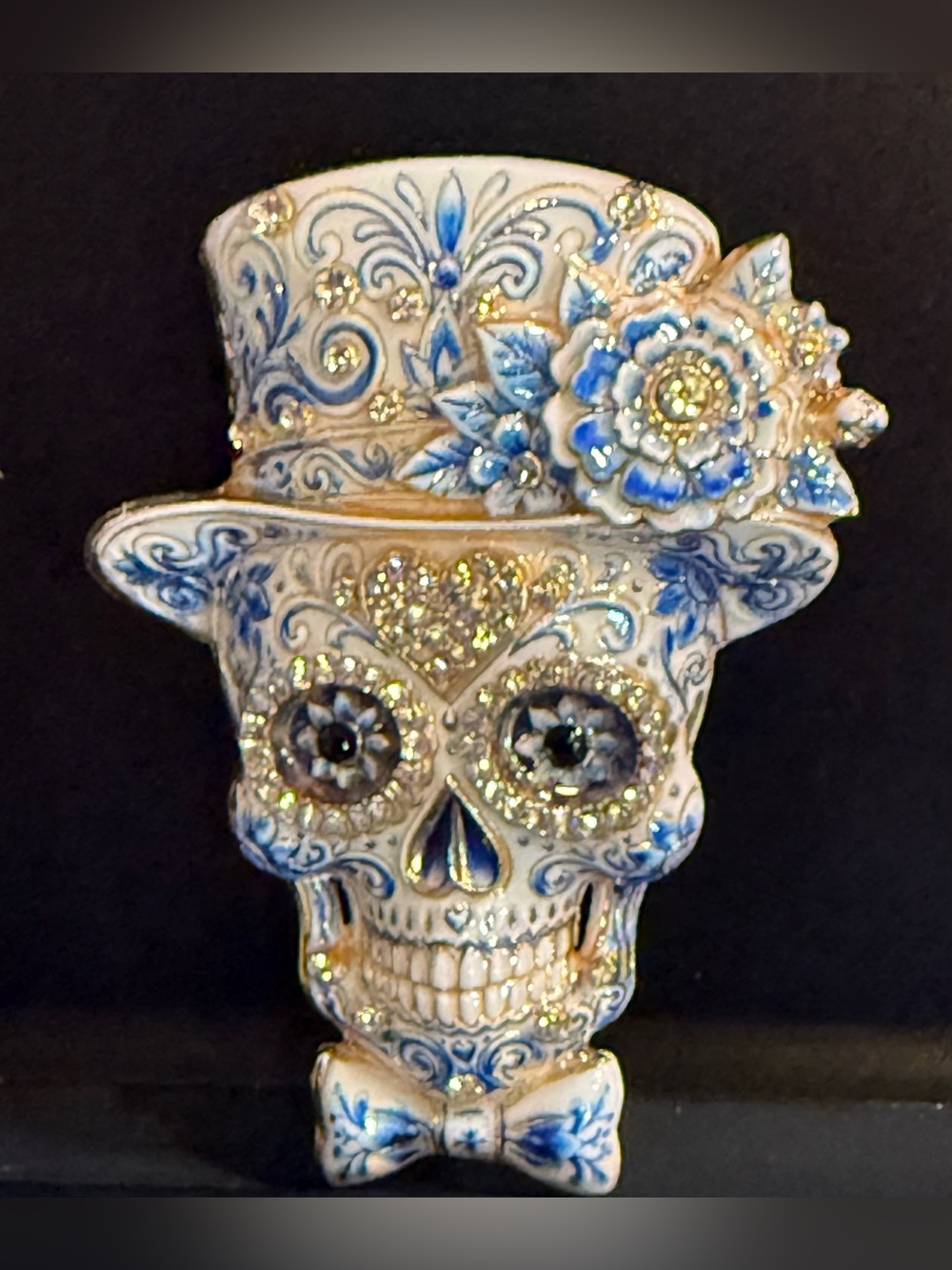 Blue & White Sugar Skull Day of the Dead Brooch